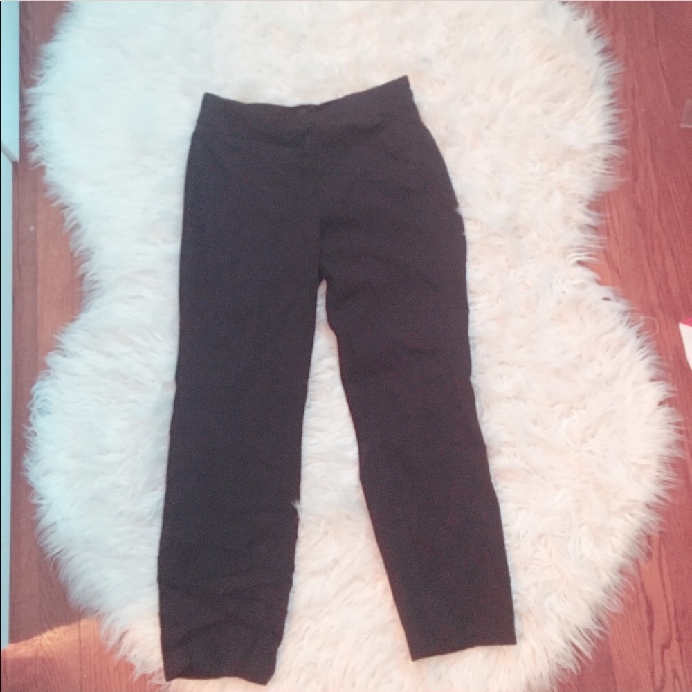 Black leggings